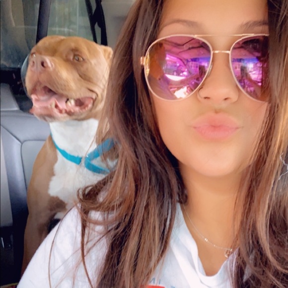 Meet your Posher, Victoria - Picture 1 of 1